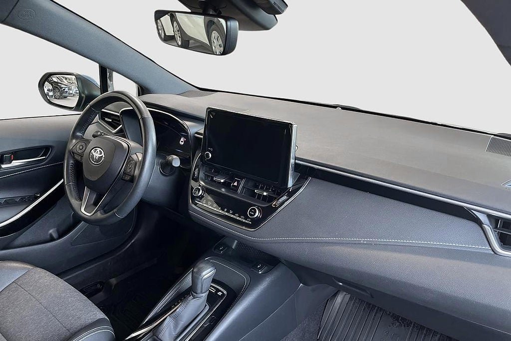 Vehicle Image 10