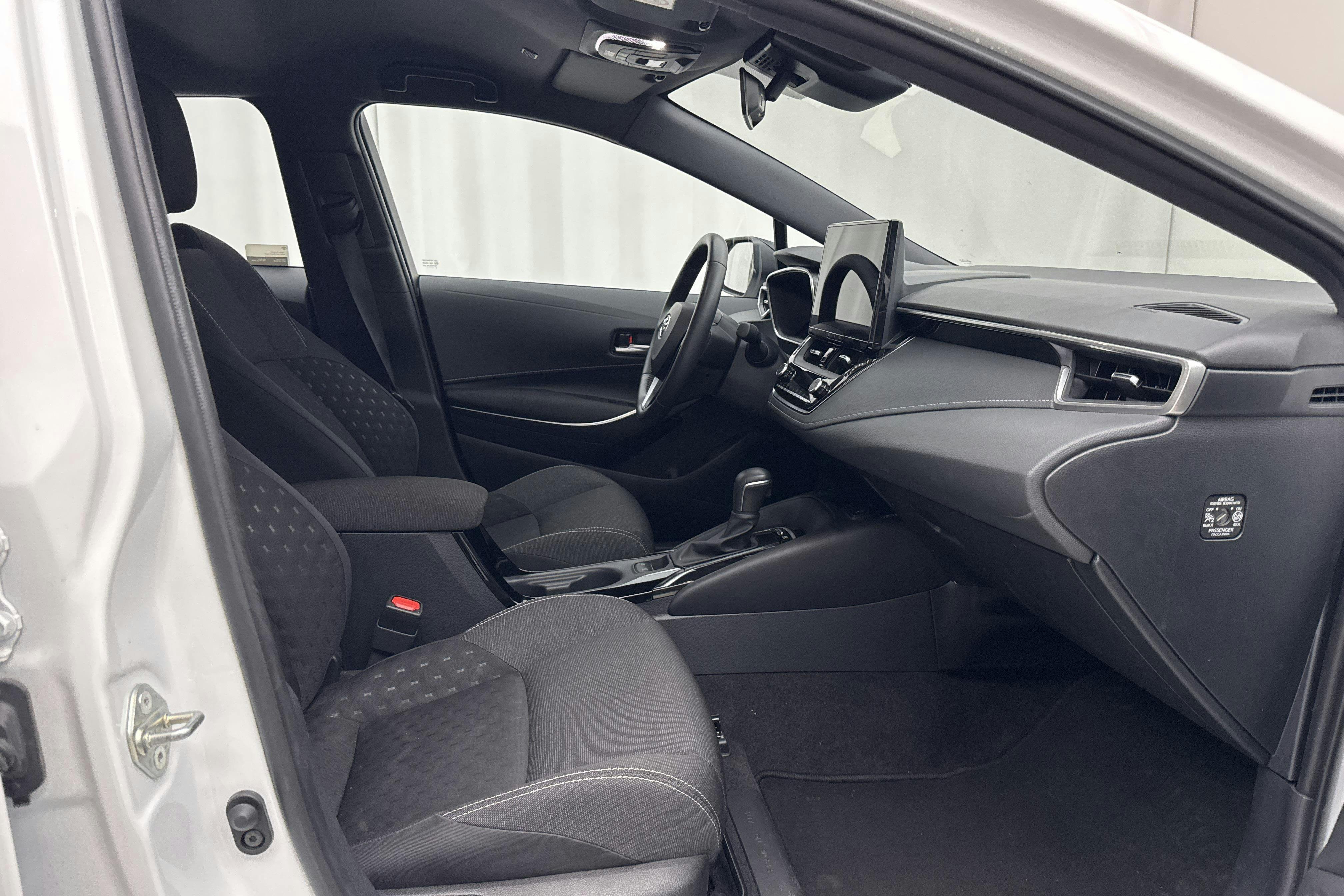 Vehicle Image 7