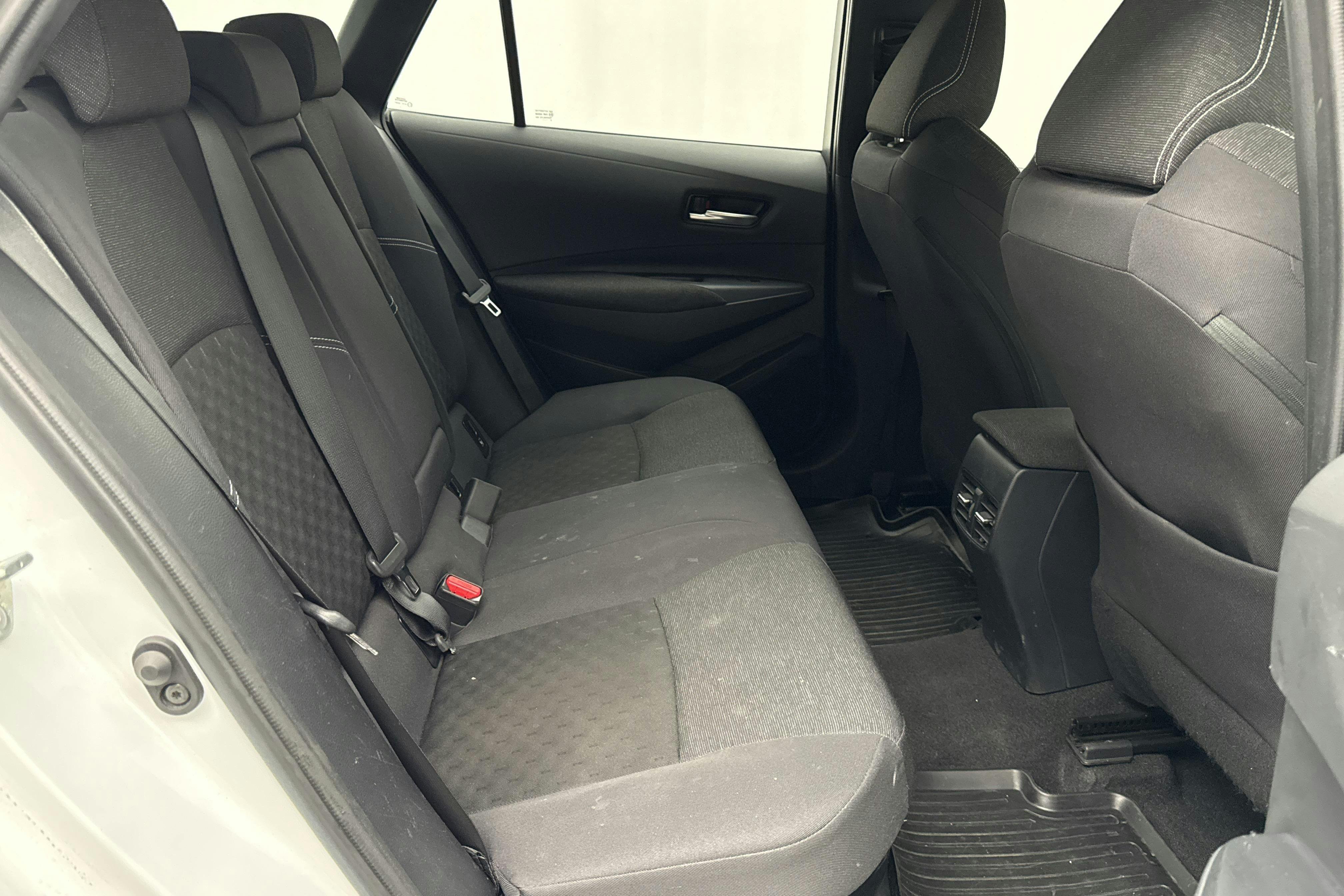Vehicle Image 8
