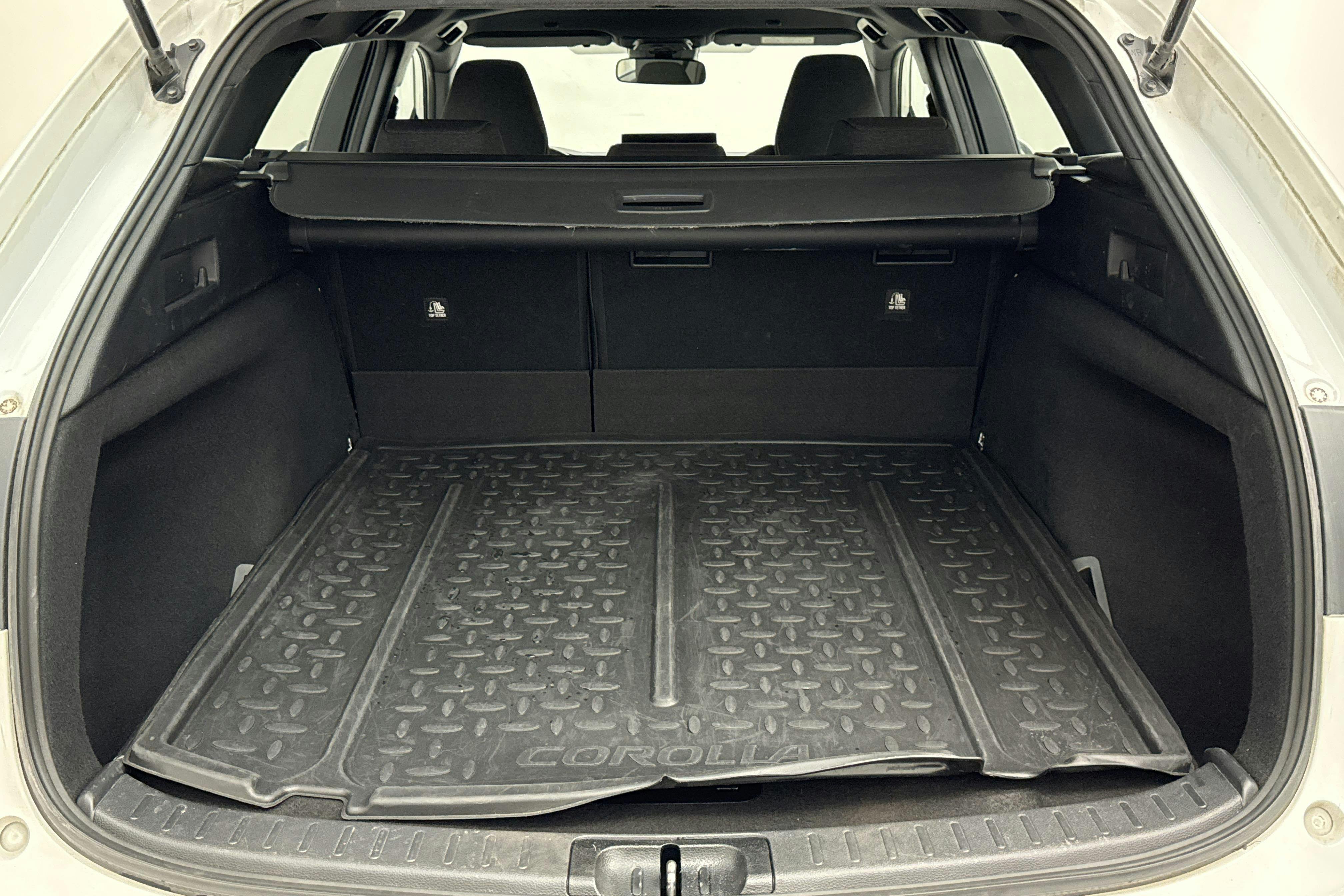 Vehicle Image 9