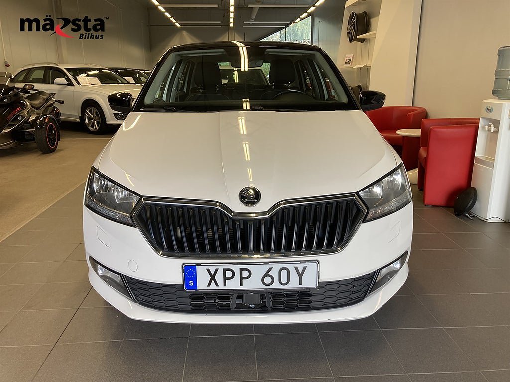 Vehicle Image 6