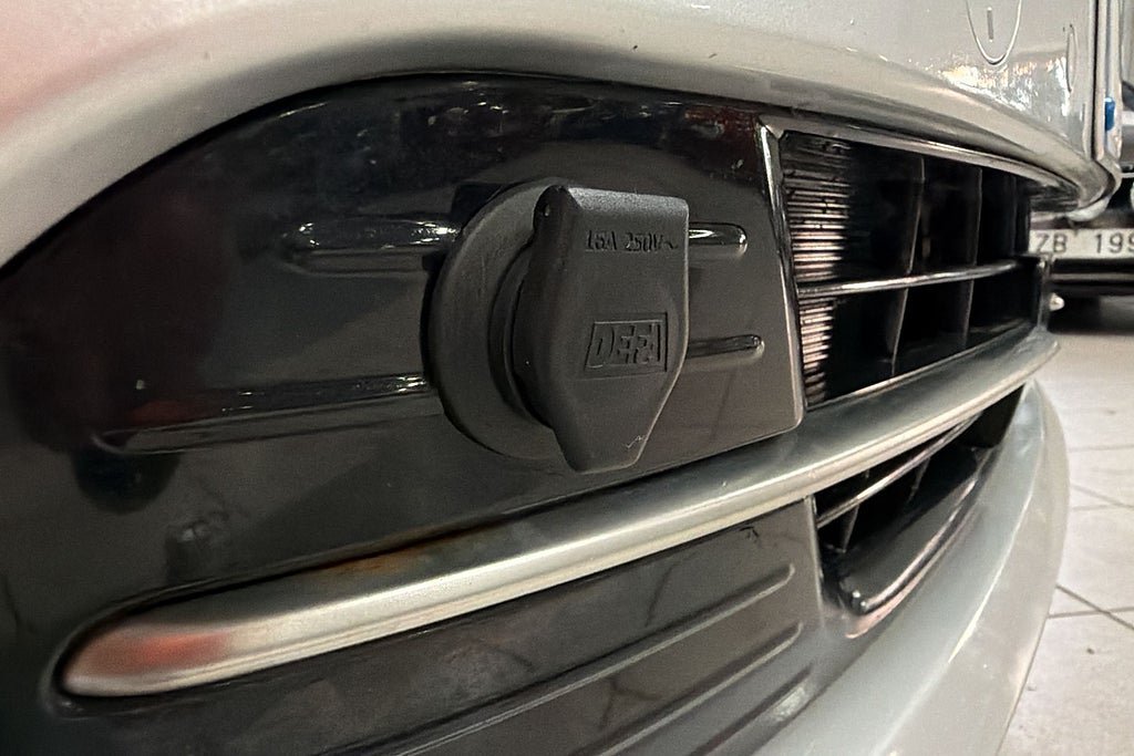 Vehicle Image 32