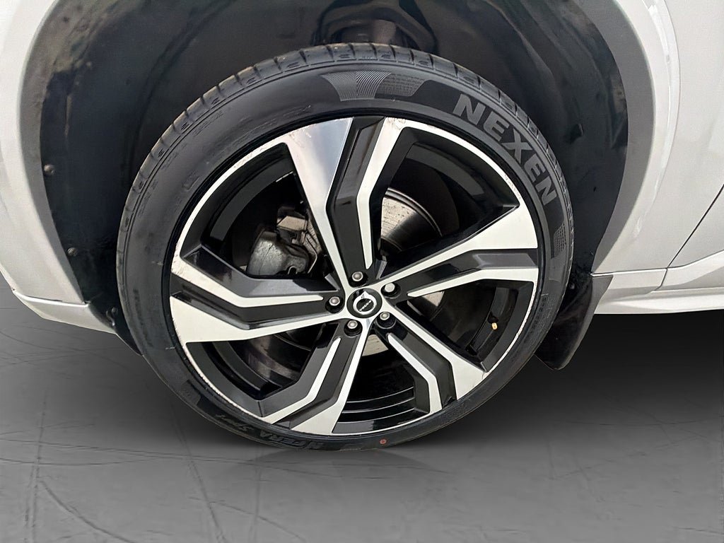 Vehicle Image 36