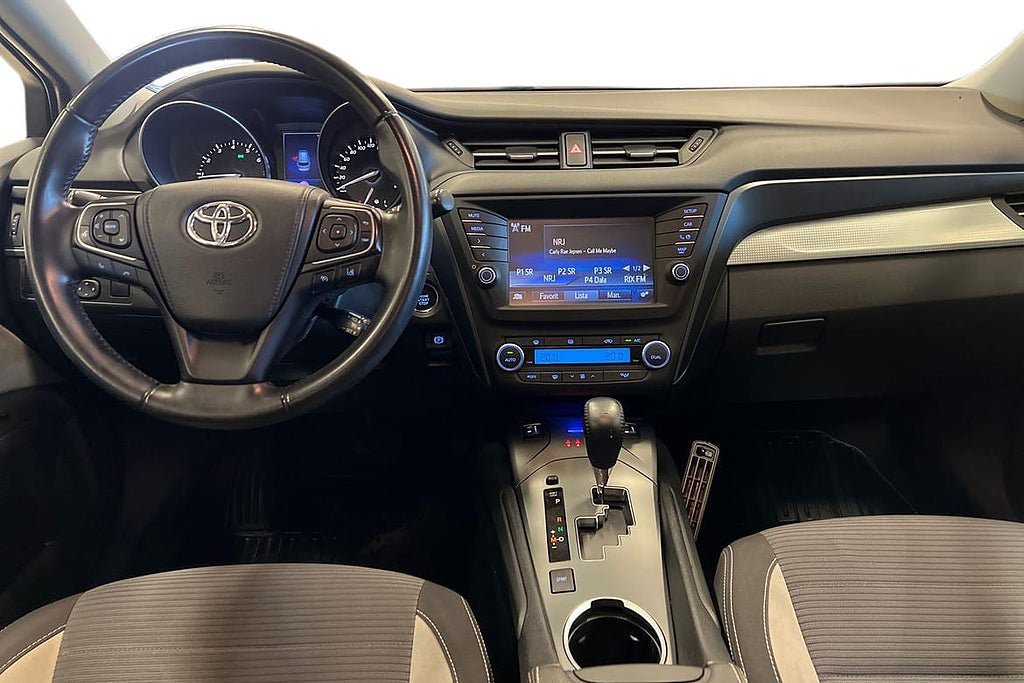 Vehicle Image 10