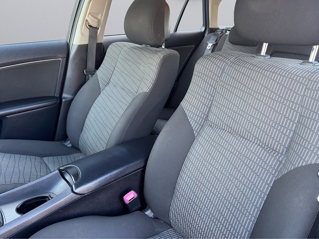 Vehicle Image 13