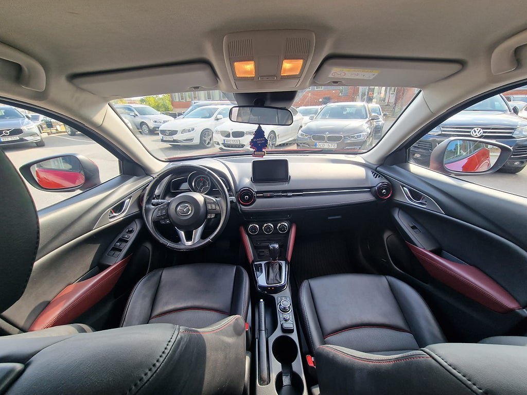 Vehicle Image 10