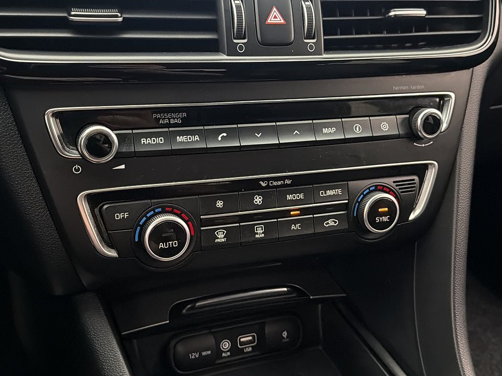 Vehicle Image 30