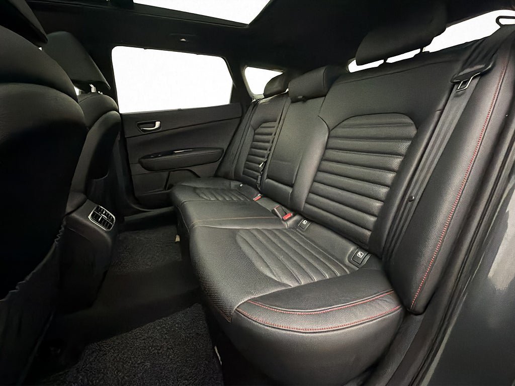 Vehicle Image 33