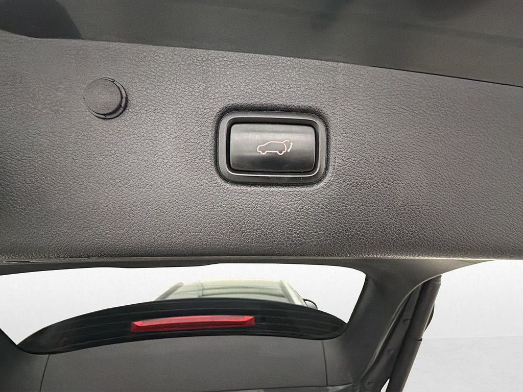 Vehicle Image 34