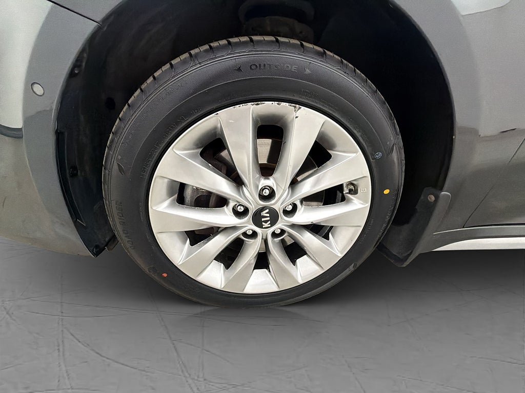 Vehicle Image 36