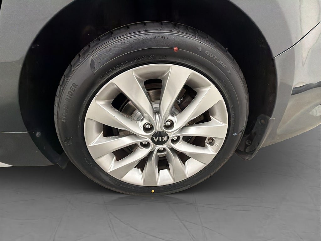 Vehicle Image 38