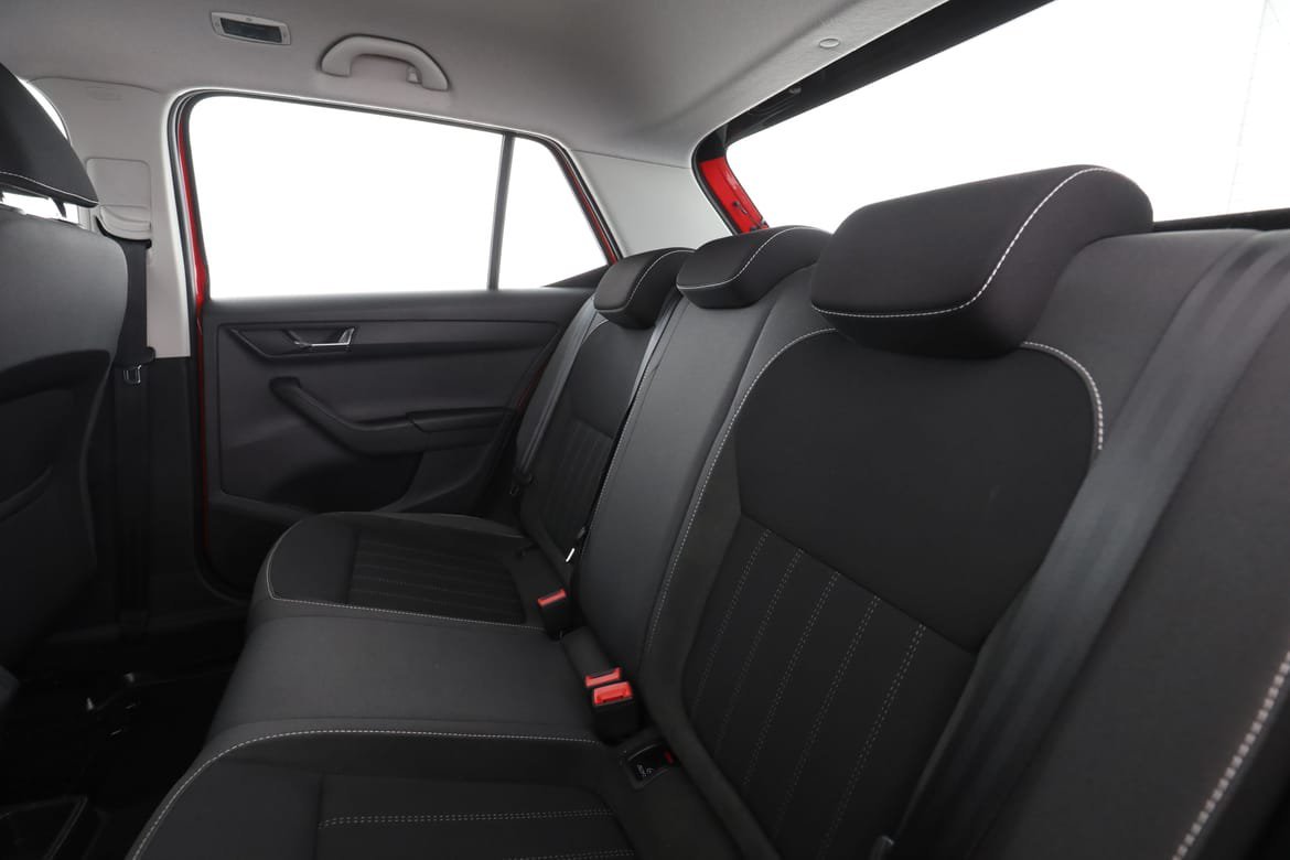 Vehicle Image 15