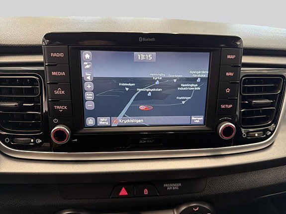 Vehicle Image 12