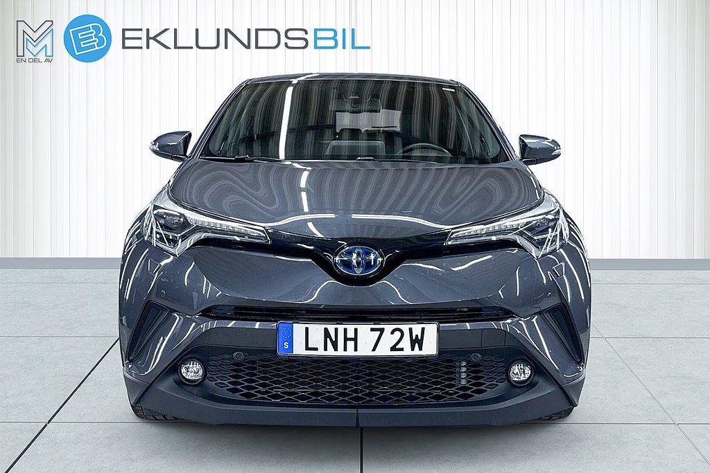 Vehicle Image 9