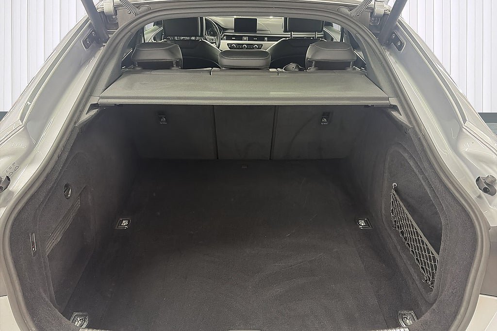 Vehicle Image 19