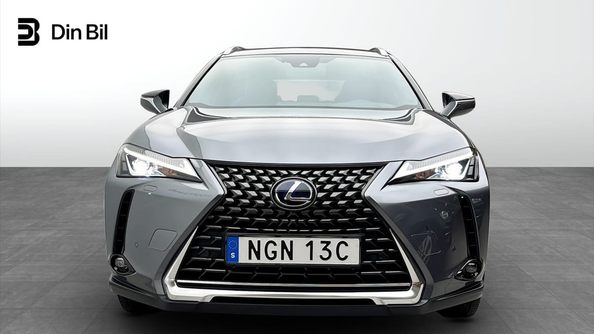 Vehicle Image 4