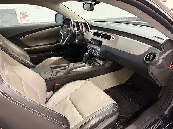 Vehicle Image 30