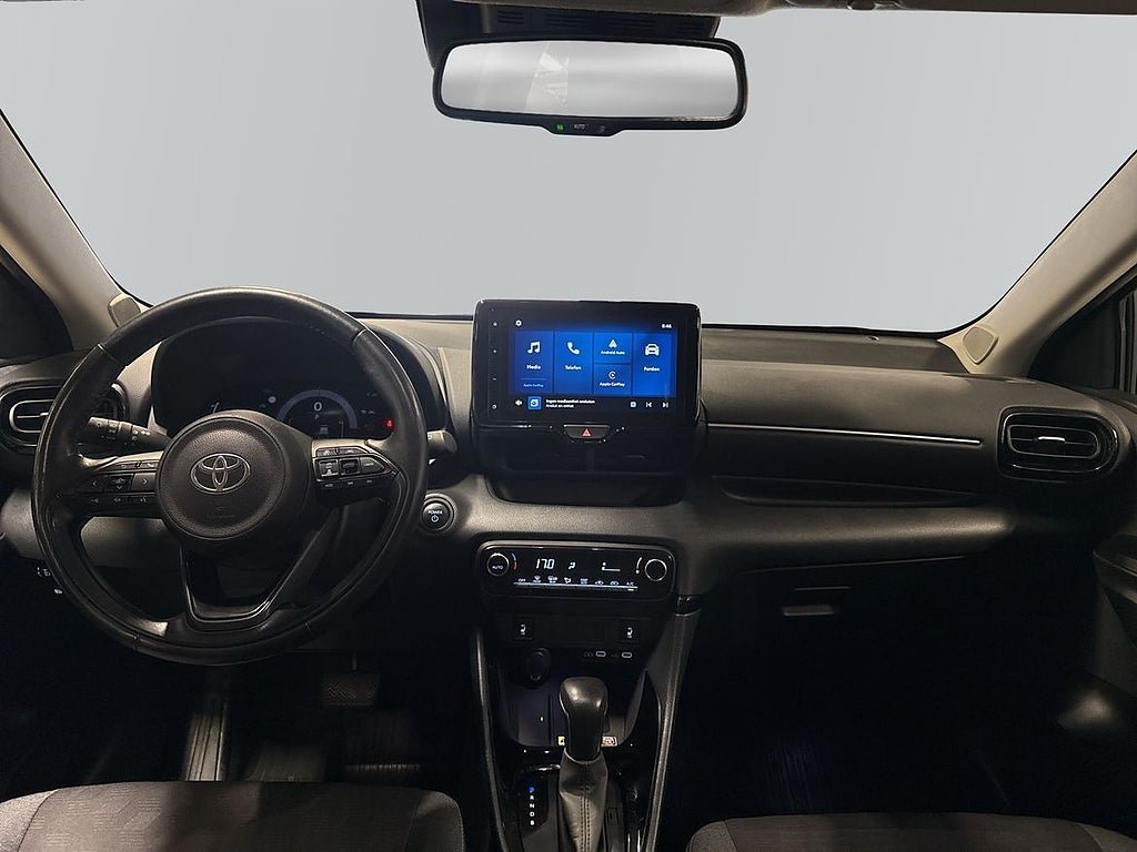 Vehicle Image 9