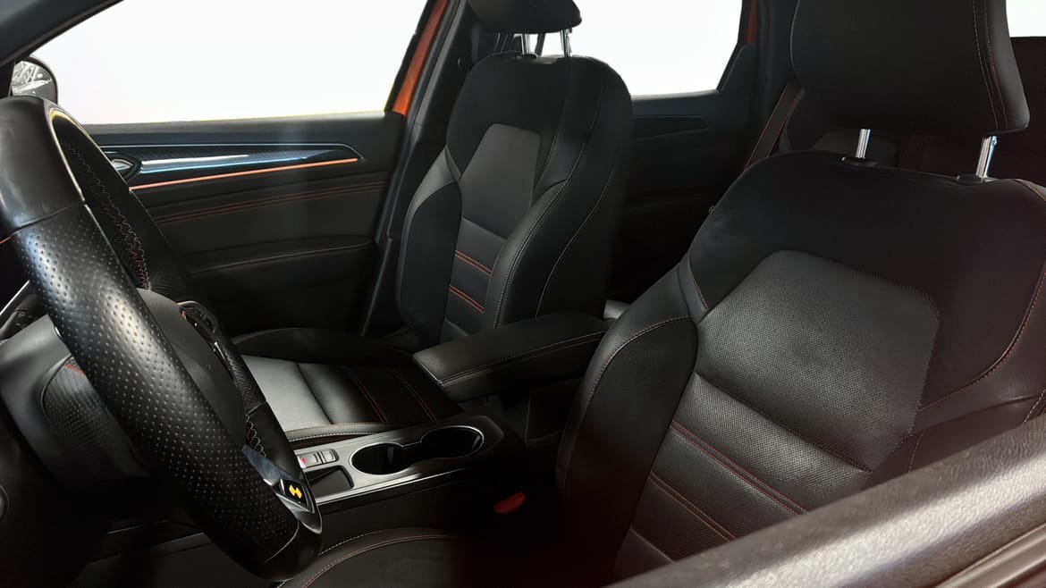 Vehicle Image 8