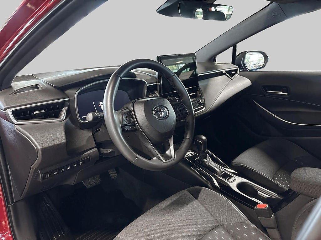 Vehicle Image 13