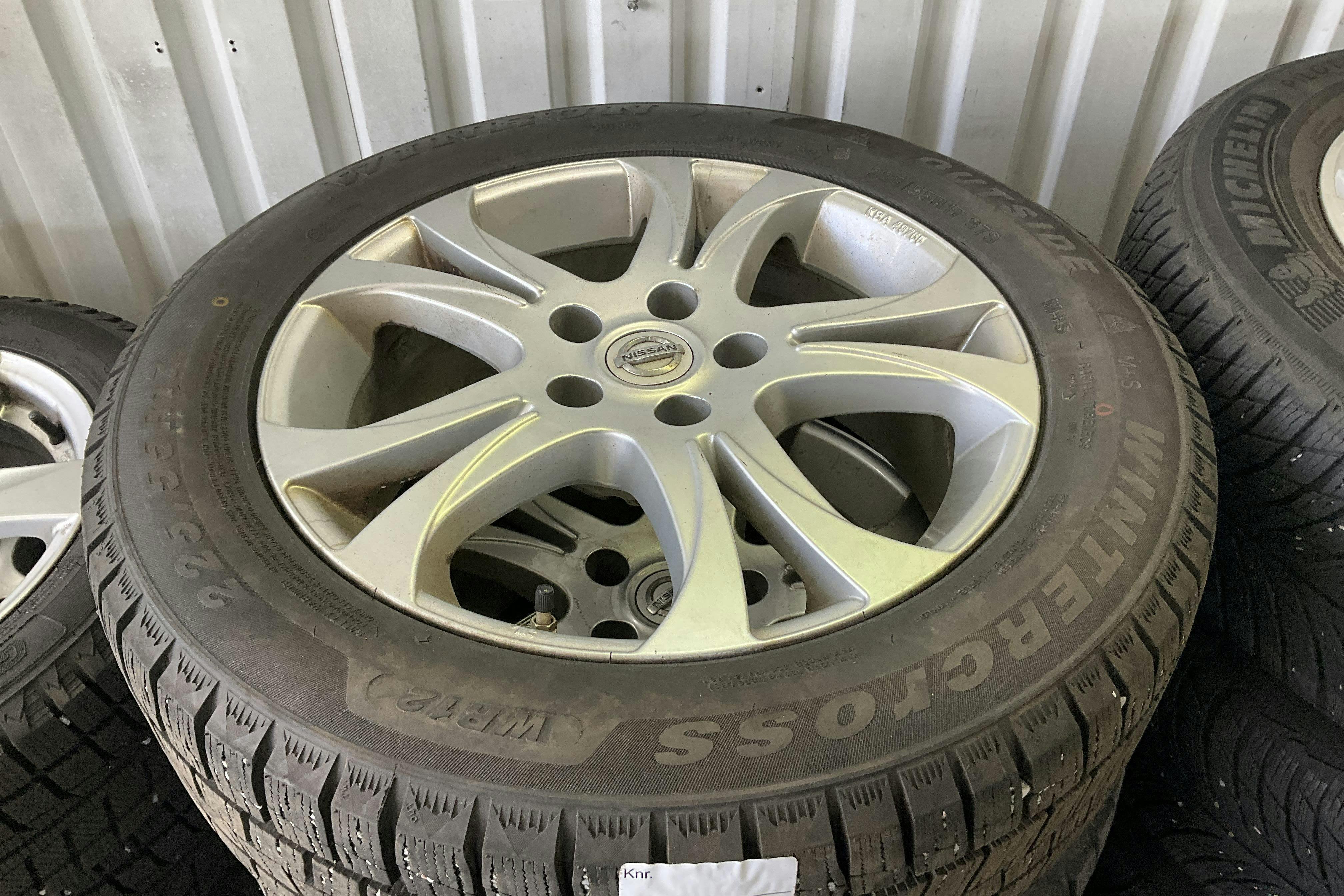 Vehicle Image 13