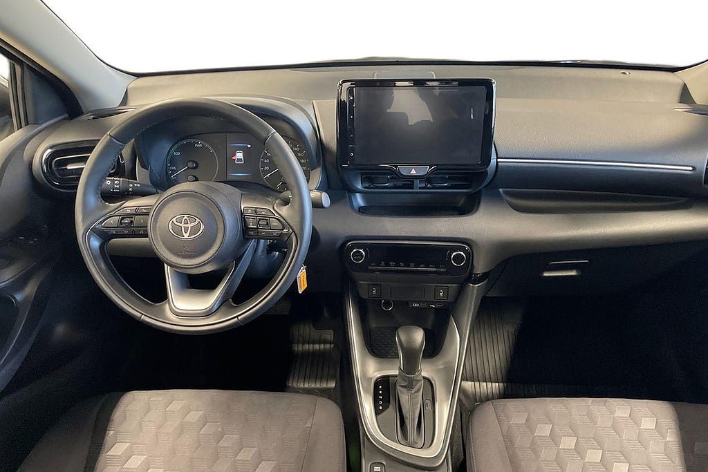 Vehicle Image 10