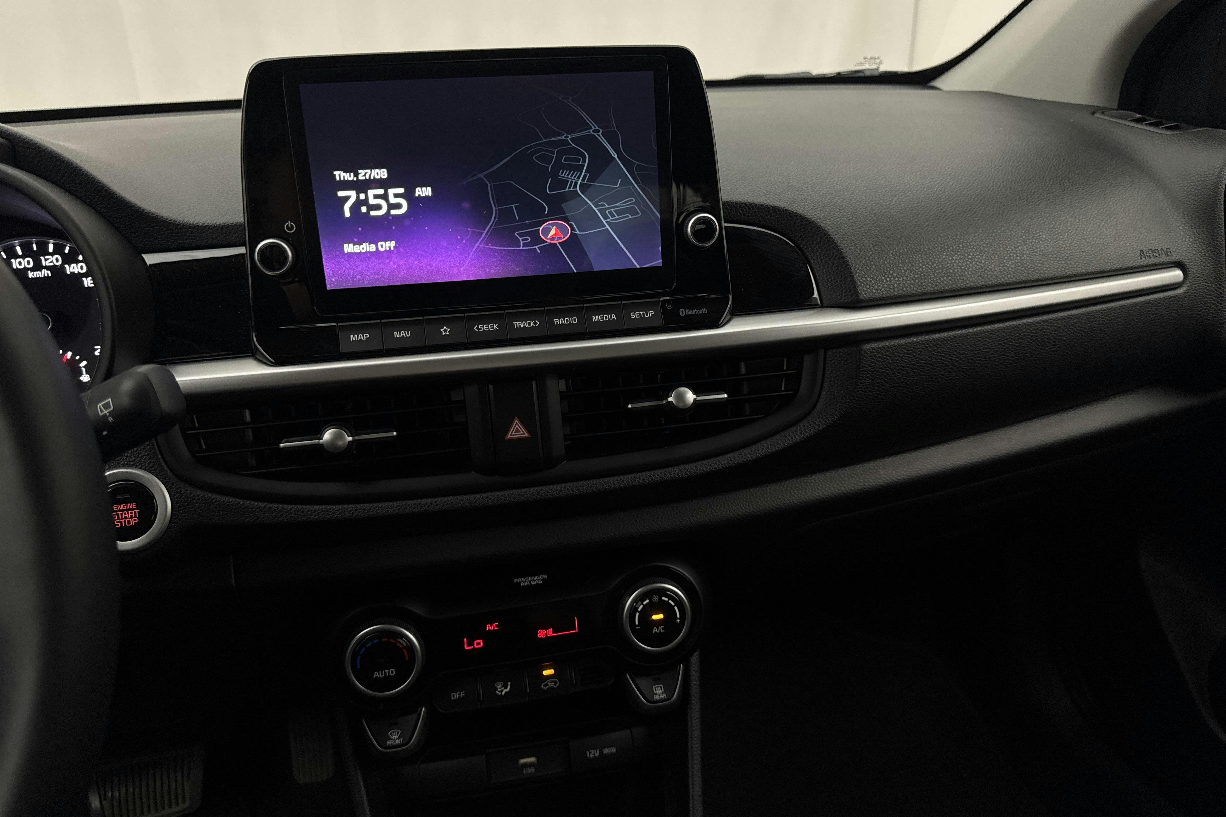 Vehicle Image 13