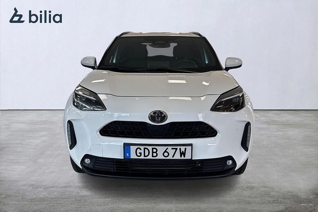 Vehicle Image 6