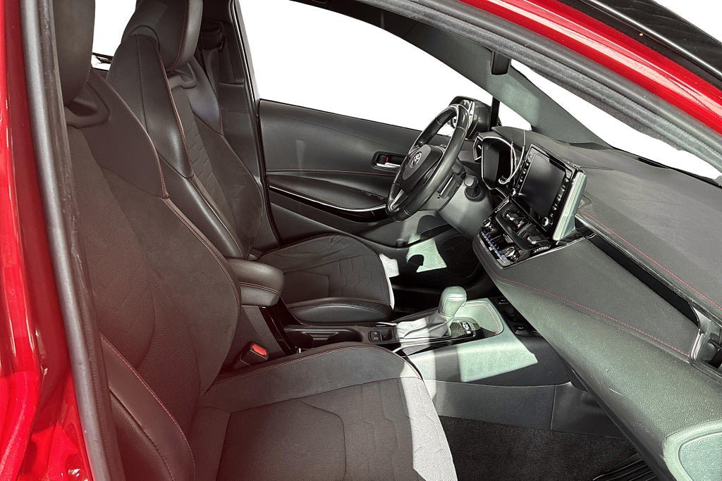 Vehicle Image 14