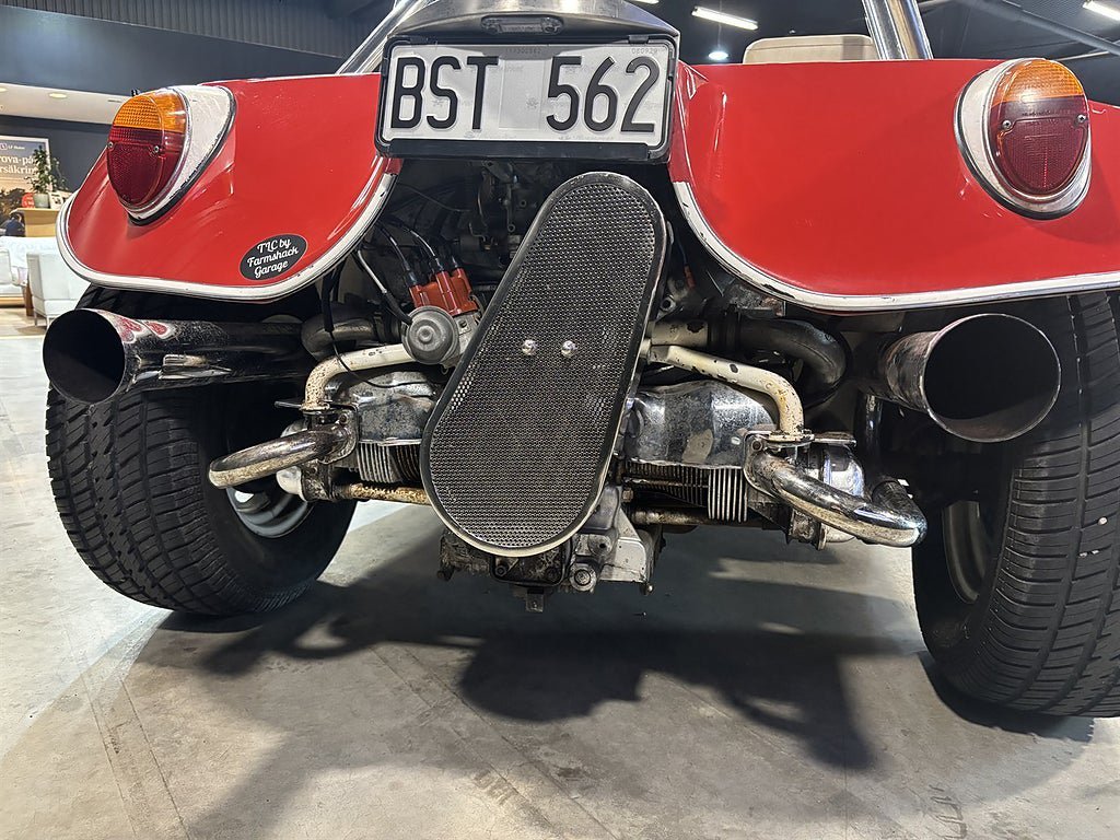 Vehicle Image 8