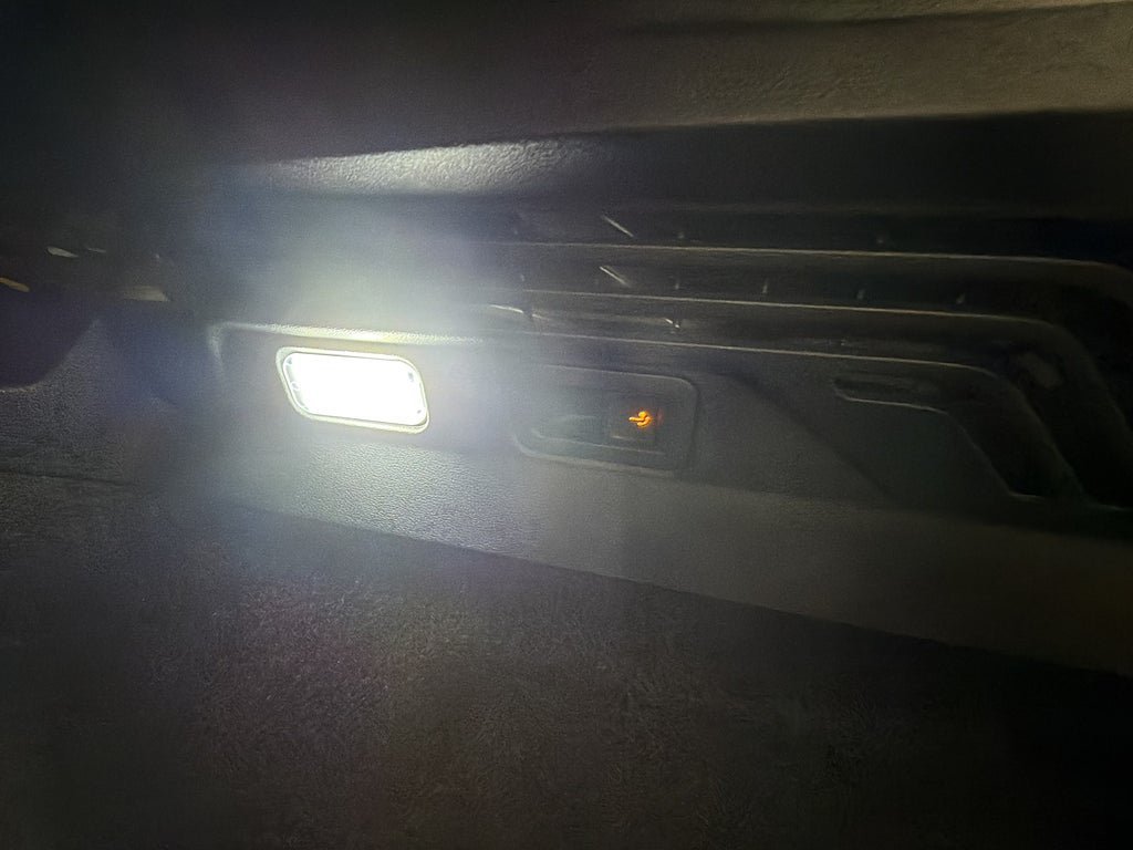 Vehicle Image 32