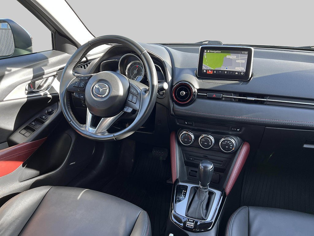 Vehicle Image 13