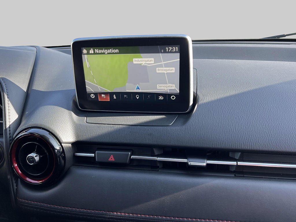 Vehicle Image 18