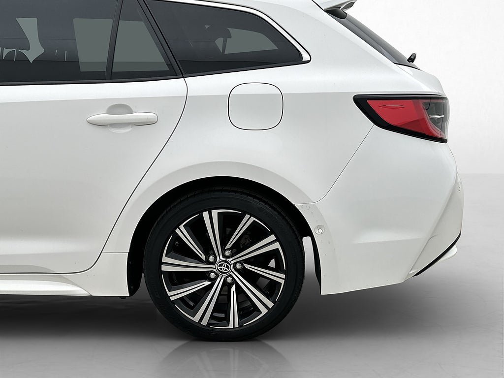Vehicle Image 30