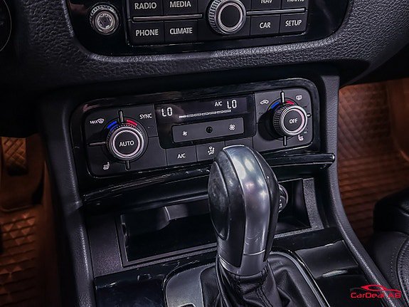 Vehicle Image 26