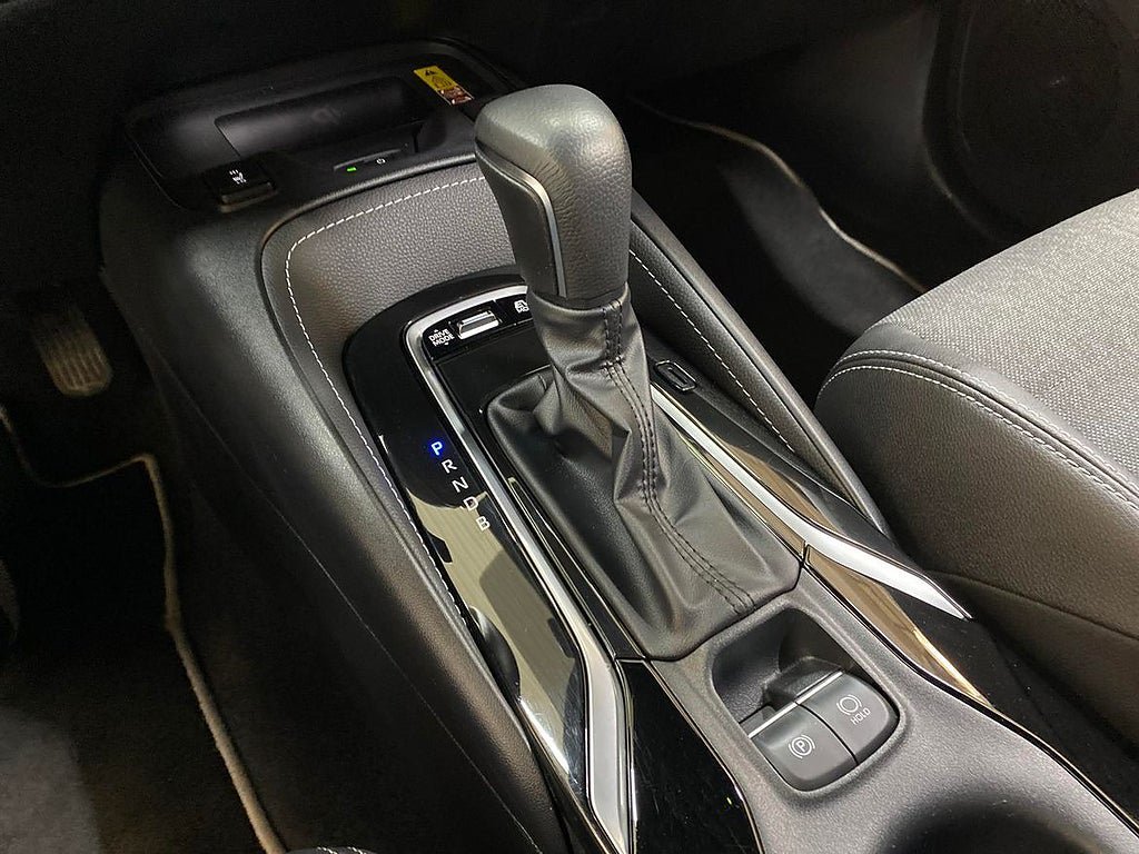 Vehicle Image 18