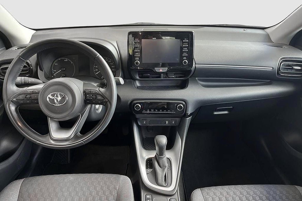 Vehicle Image 11