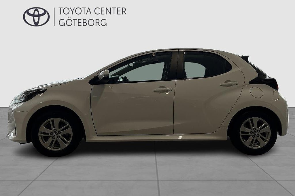 Vehicle Image 6