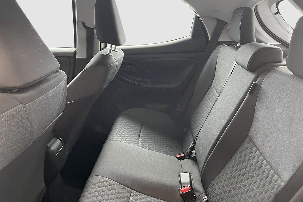 Vehicle Image 10
