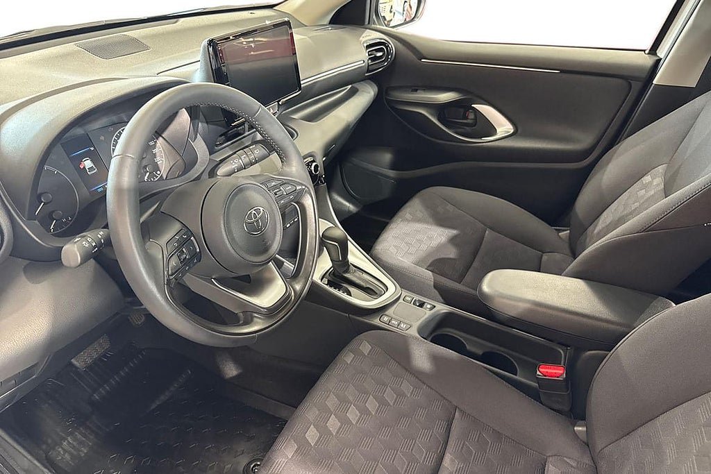 Vehicle Image 14