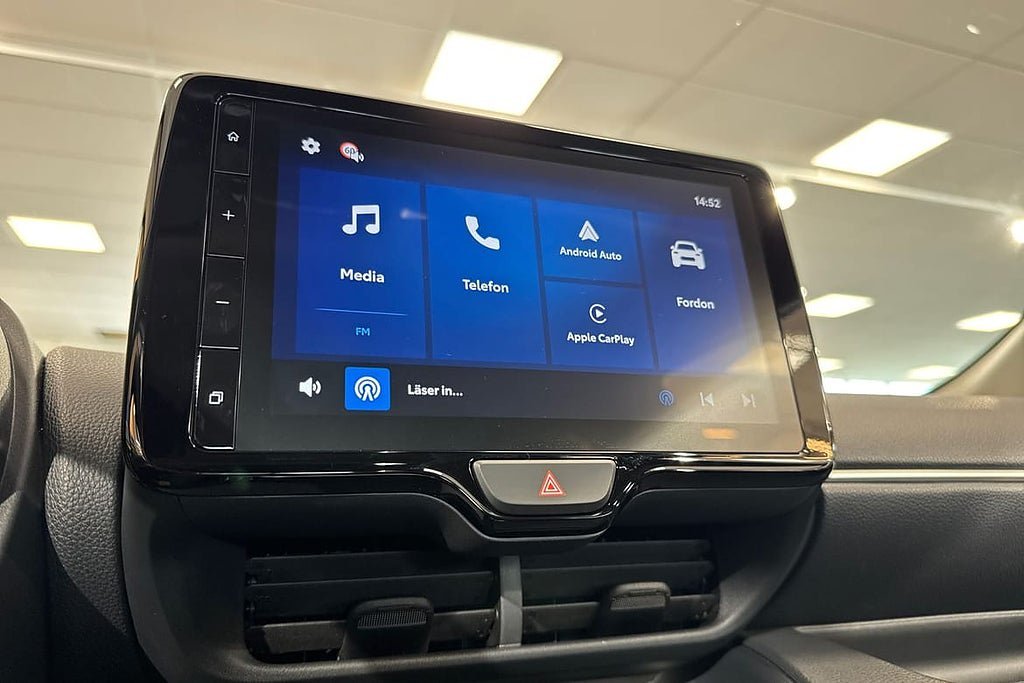 Vehicle Image 15