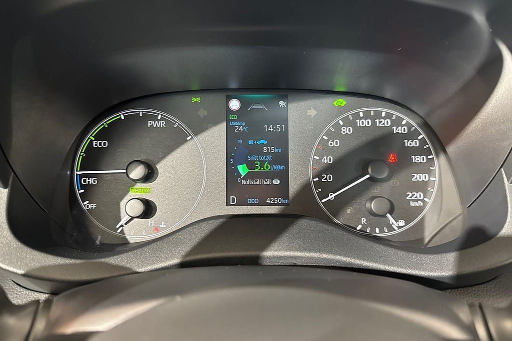 Vehicle Image 16