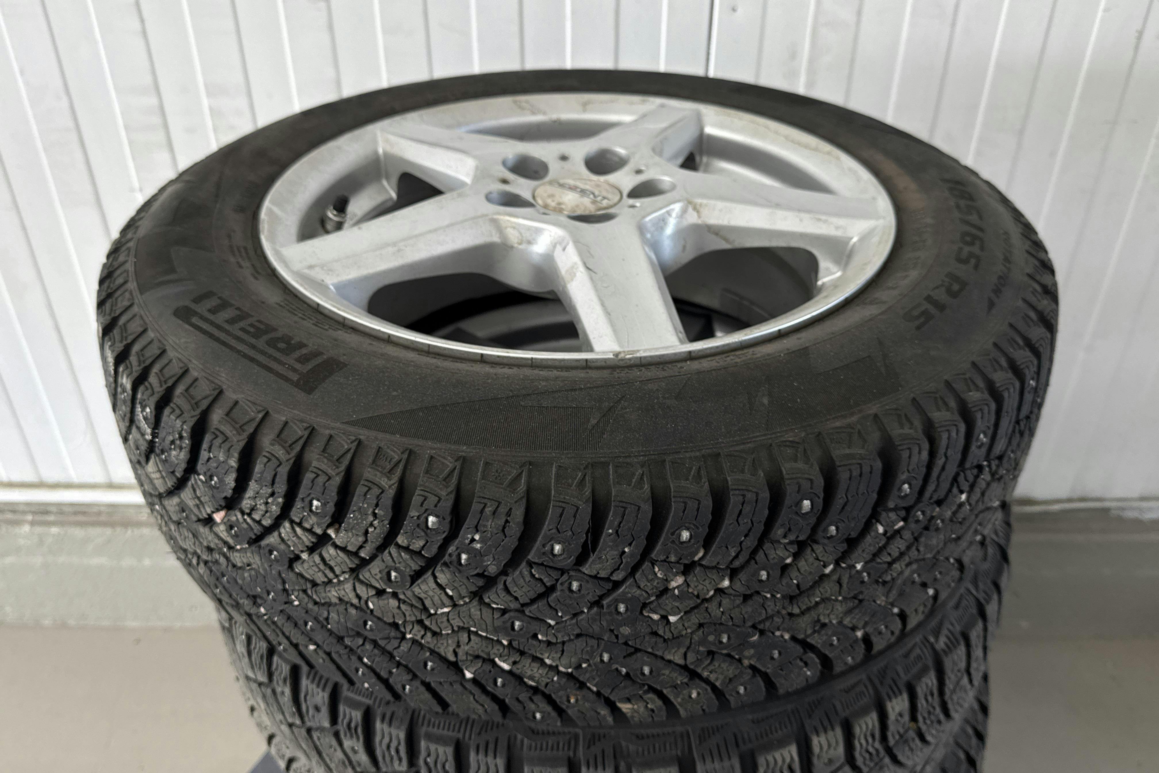 Vehicle Image 14