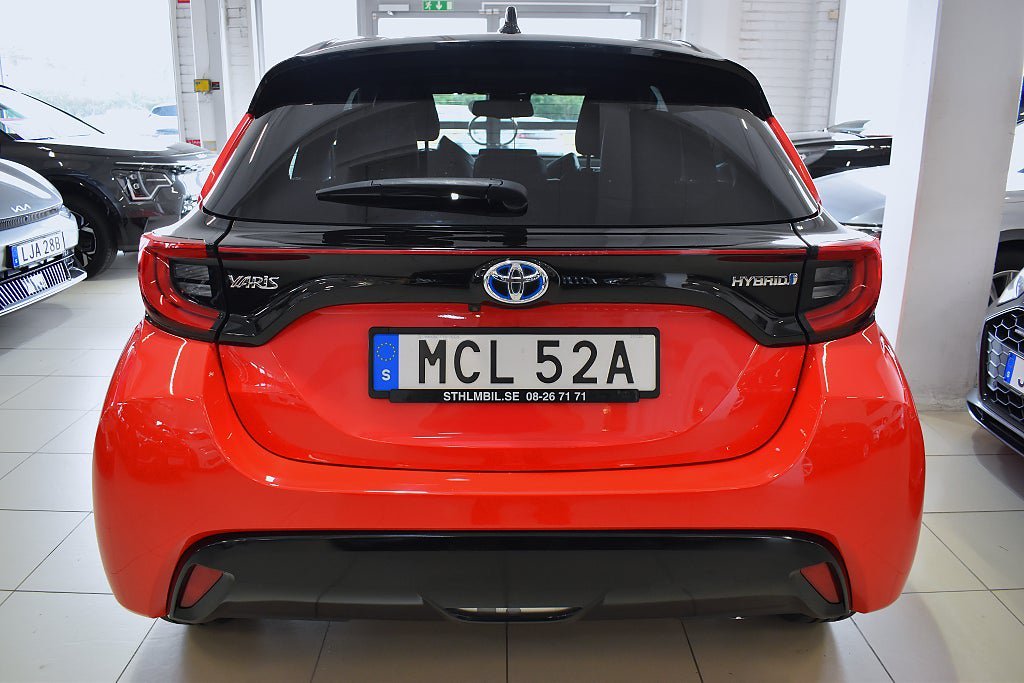 Vehicle Image 4