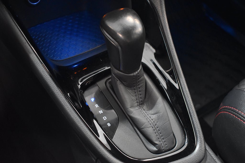 Vehicle Image 11