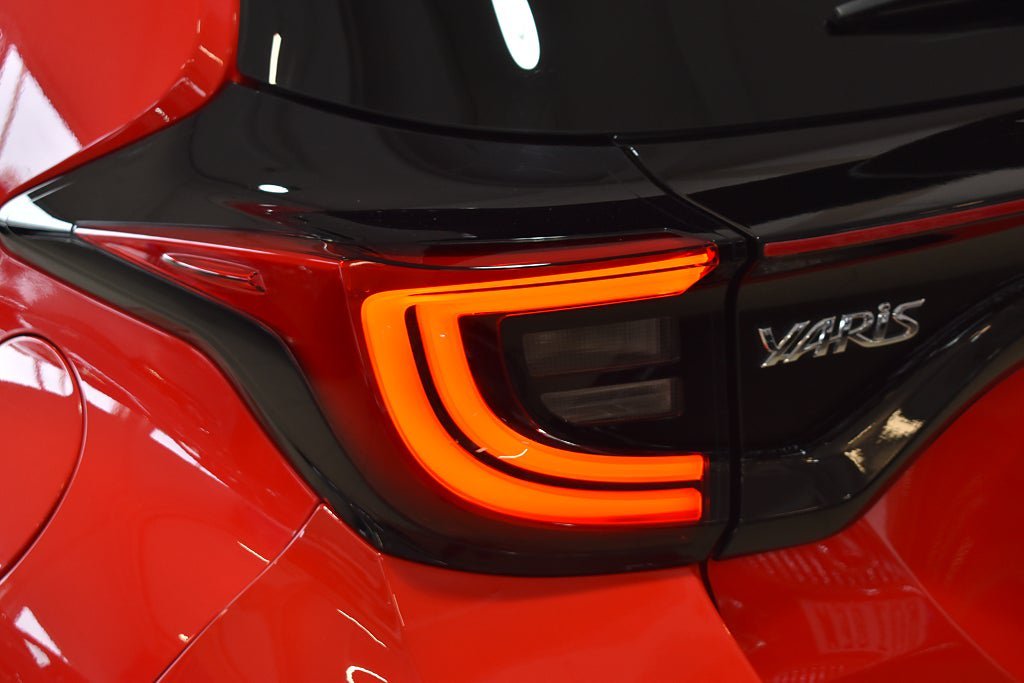 Vehicle Image 21