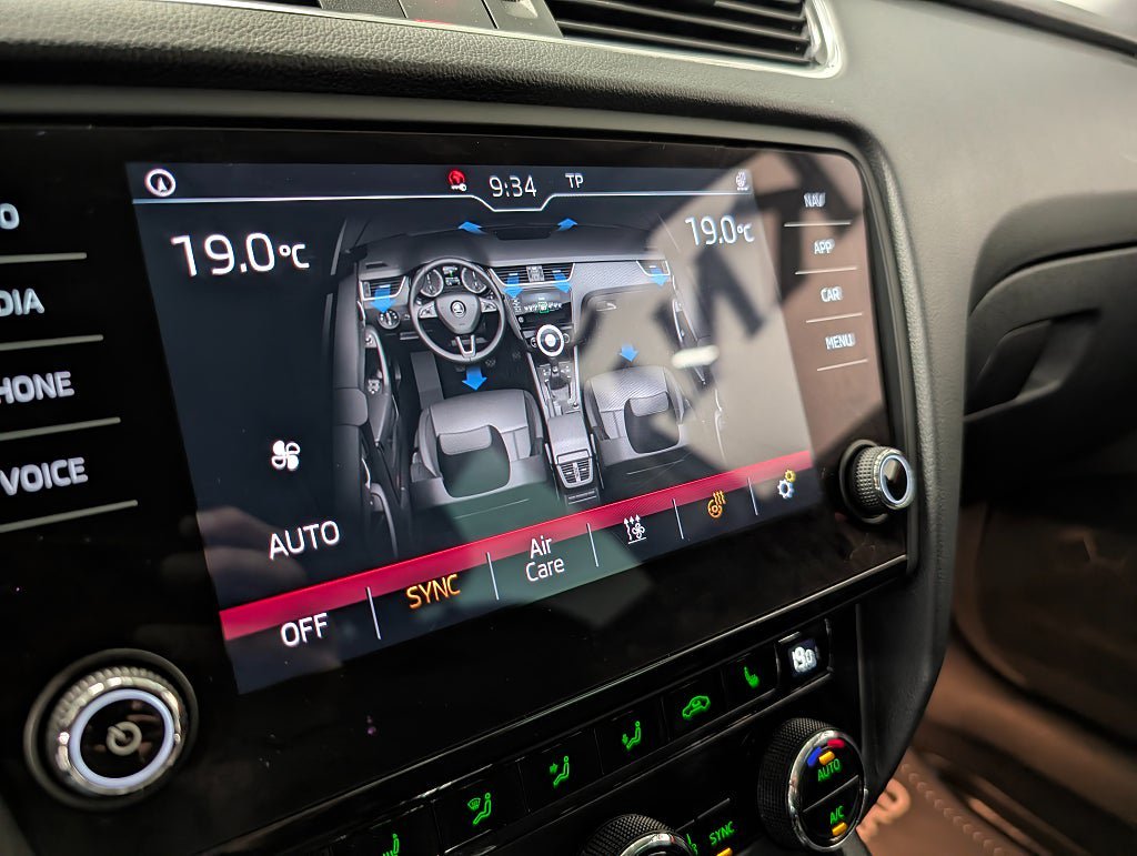 Vehicle Image 20