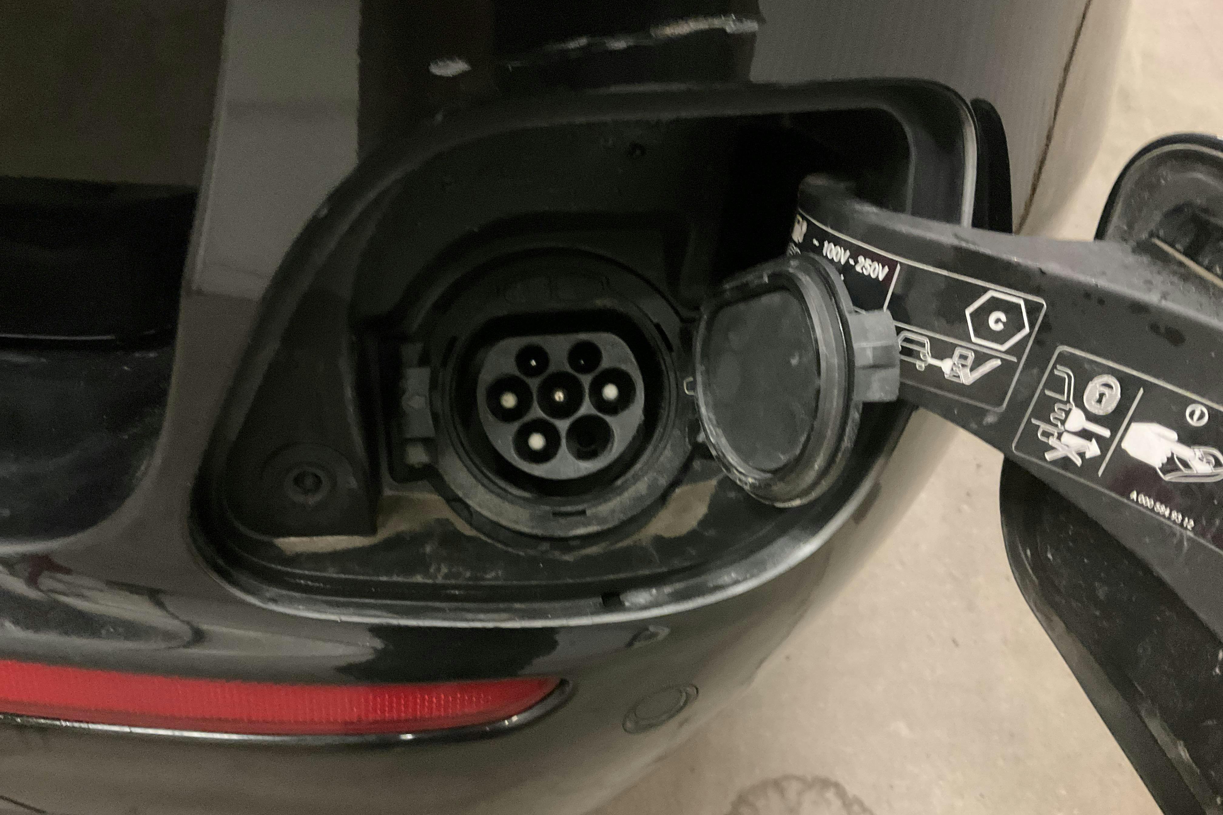Vehicle Image 17