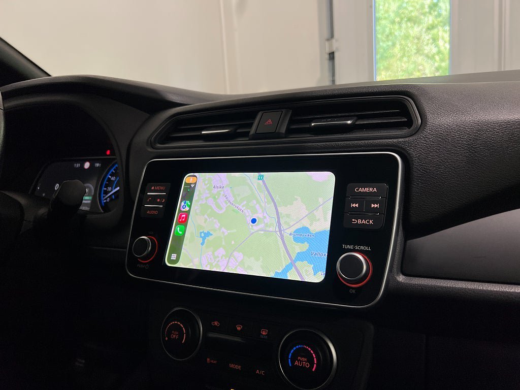 Vehicle Image 23