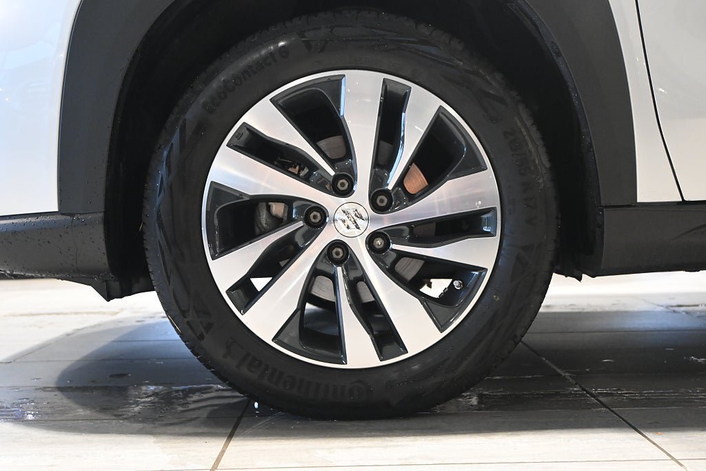 Vehicle Image 6